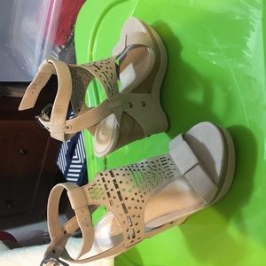 Gianni Bini Wedges